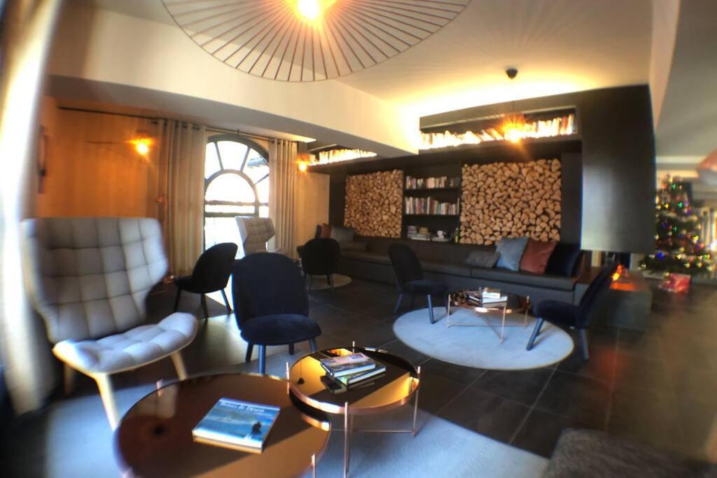 chic appart 6 pers dans résidence luxueuse La Cordee wellness gym piscine OUVERT et télétravail Chamonix Esterno foto