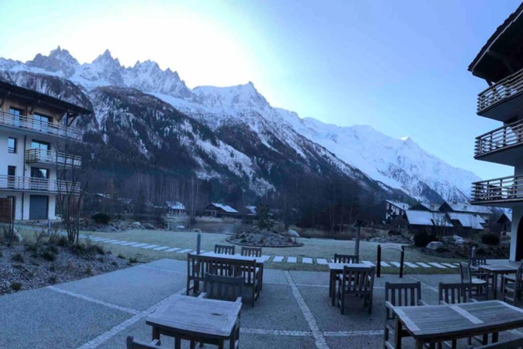 chic appart 6 pers dans résidence luxueuse La Cordee wellness gym piscine OUVERT et télétravail Chamonix Esterno foto